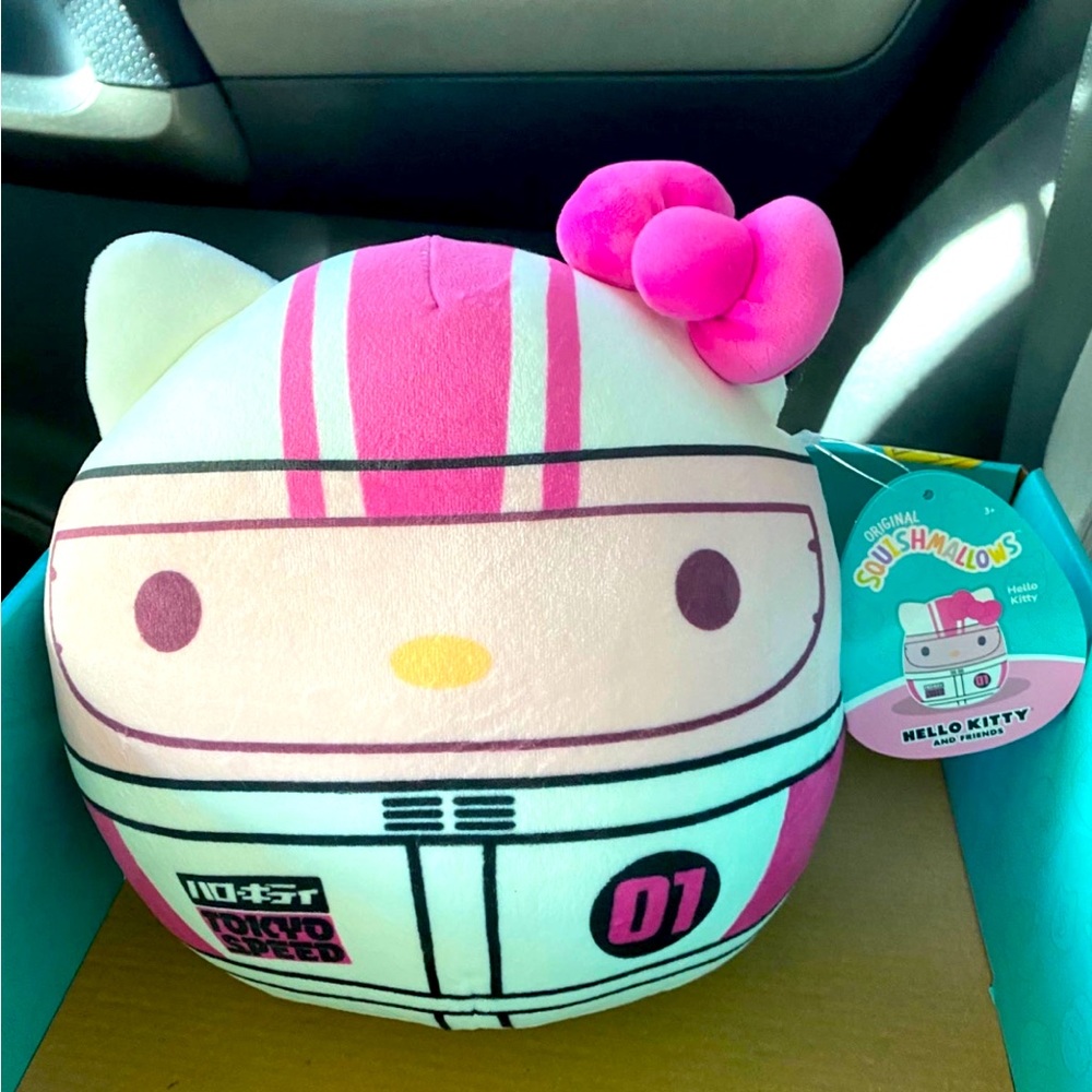 8” Hello Kitty Squishmallow New Release 2023